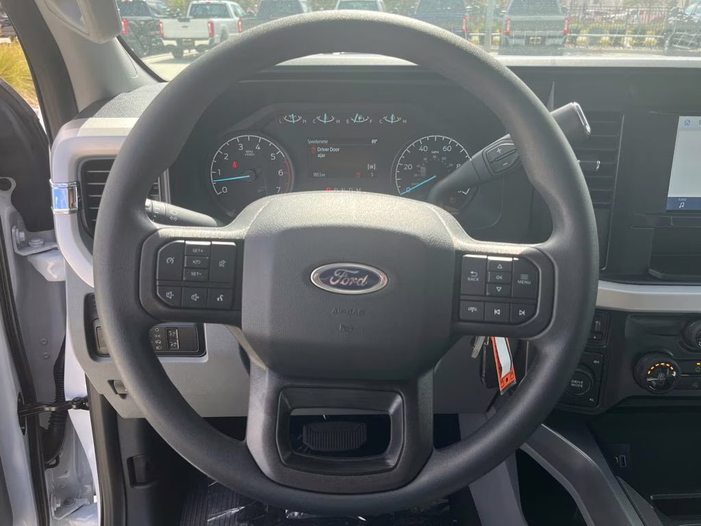 2026 Oxford White Ford Super Duty F-250 SRW XLT 4X4 Truck