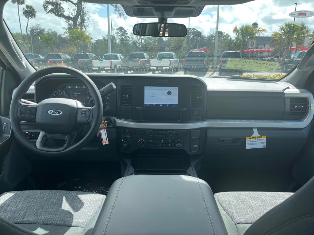 2026 Oxford White Ford Super Duty F-250 SRW XLT 4X4 Truck