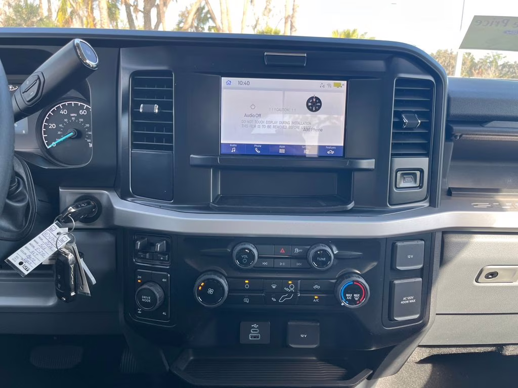 2026 Black Metallic Ford Super Duty F-250 SRW XLT 4X4 Truck