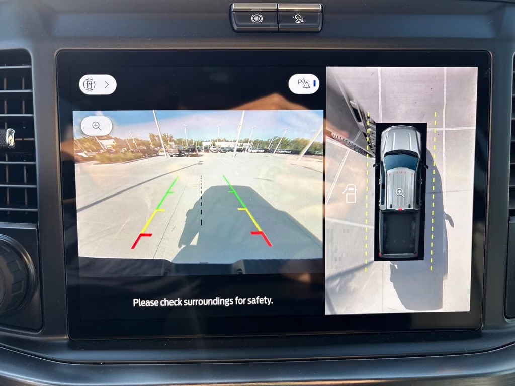 2025 Black Metallic Ford Super Duty F-250 SRW Lariat 4X4 Truck