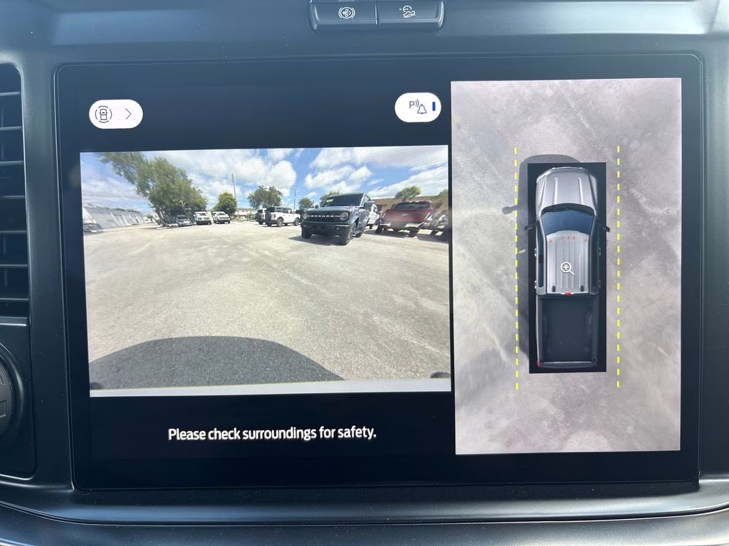 2026 White Metallic Ford Super Duty F-250 SRW Lariat 4X4 Truck