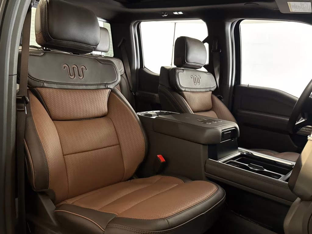 2026 Agate Black Metallic Ford Super Duty F-350 SRW King Ranch 4X4 Truck