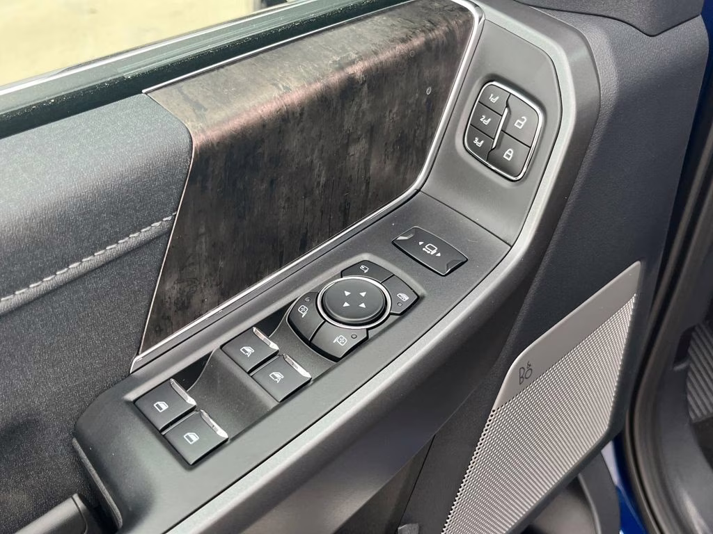 2026 Argon Blue Metallic Ford Super Duty F-350 SRW Lariat 4X4 Truck