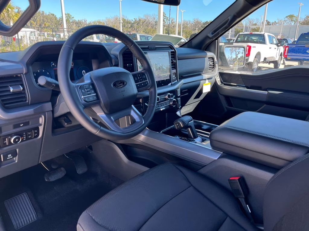 2026 Iconic Silver Metallic Ford F-150 XLT RWD Truck