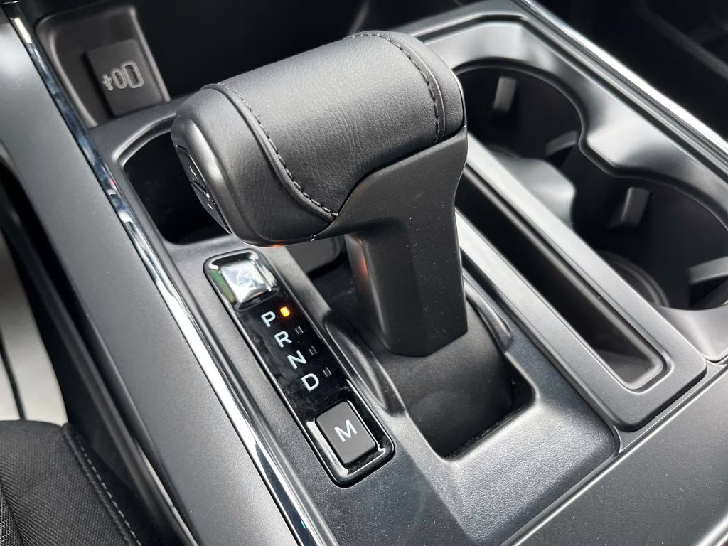 2026 Avalanche Ford F-150 XLT RWD Truck