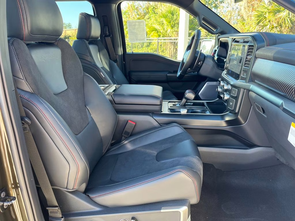2025 Shelter Green Ford F-150 Raptor 4X4 Truck