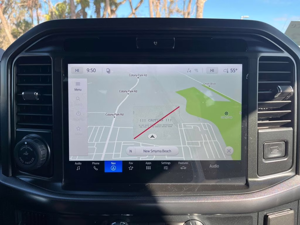 2026 Star White Metallic Tri-Coat Ford F-150 Lariat 4X4 Truck