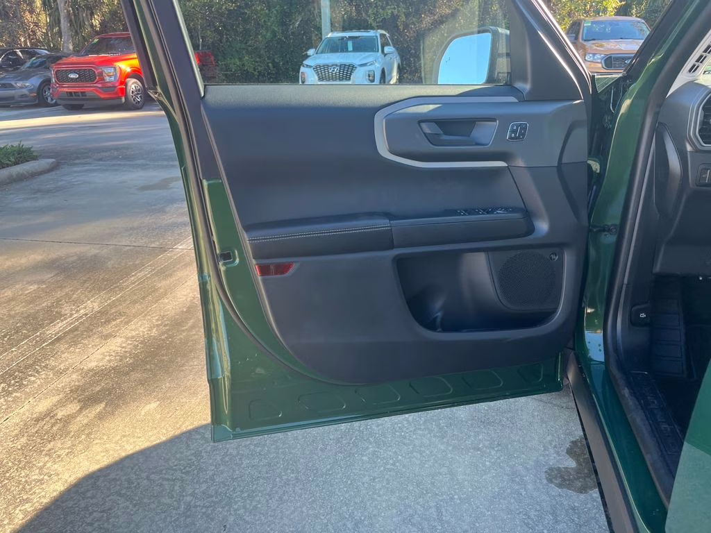 2025 Eruption Green Metallic Ford Bronco Sport Outer Banks 4X4 SUV