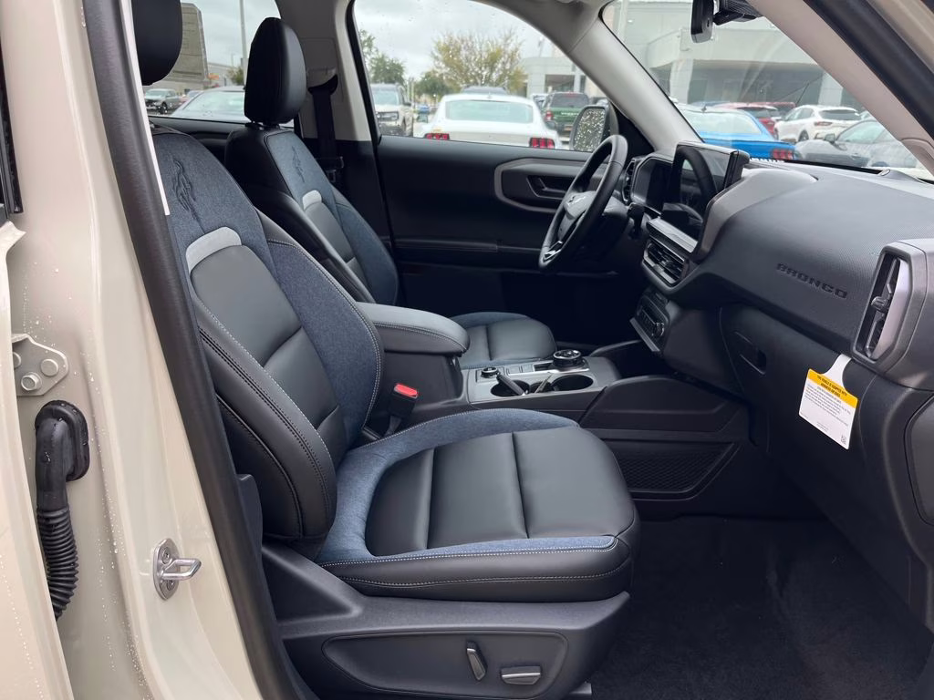 2025 Desert Sand Ford Bronco Sport Outer Banks 4X4 SUV