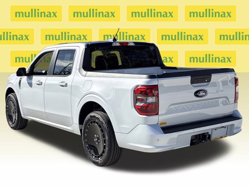 2026 Space White Metallic Ford Maverick Lobo Standard AWD Truck