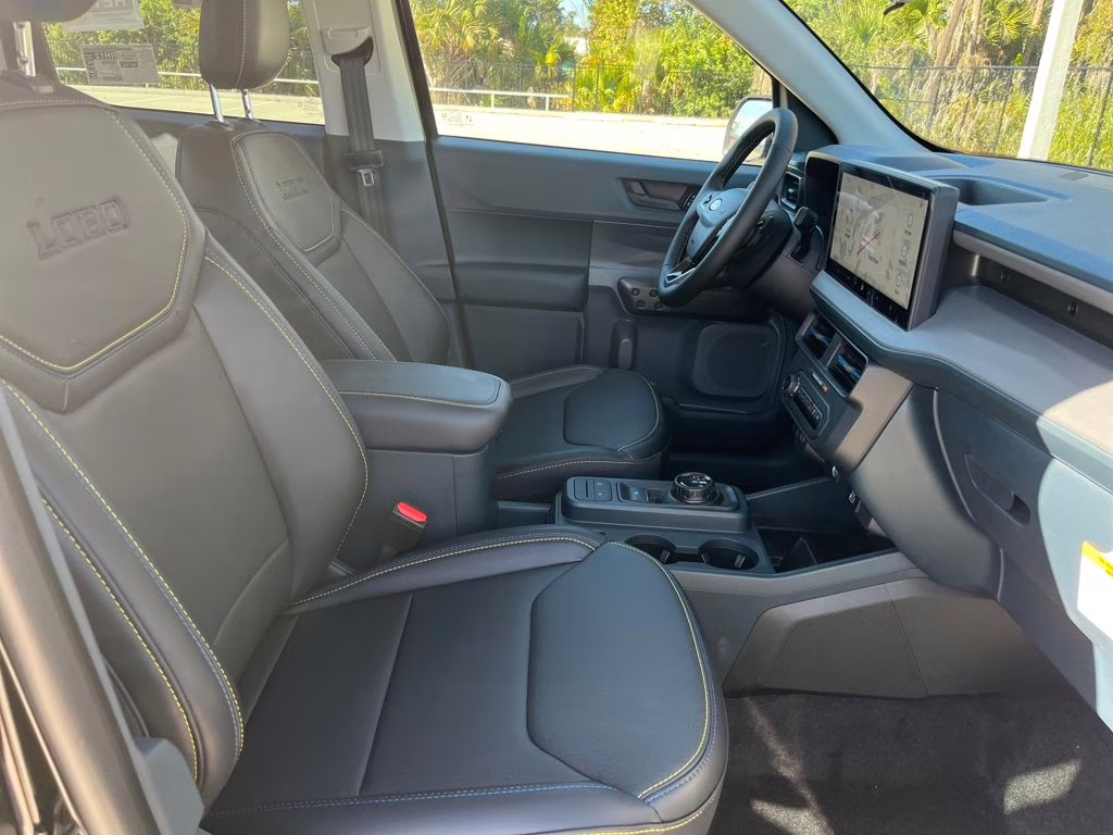 2026 Shadow Black Ford Maverick Lobo Standard AWD Truck