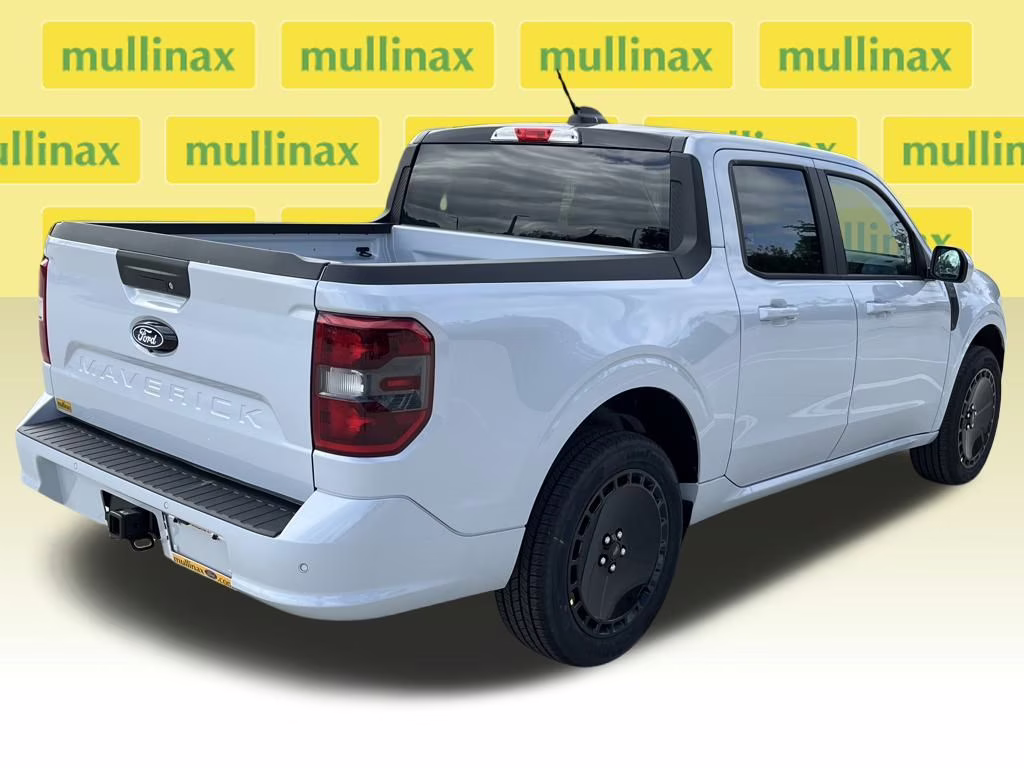 2026 Space White Metallic Ford Maverick Lobo Standard AWD Truck