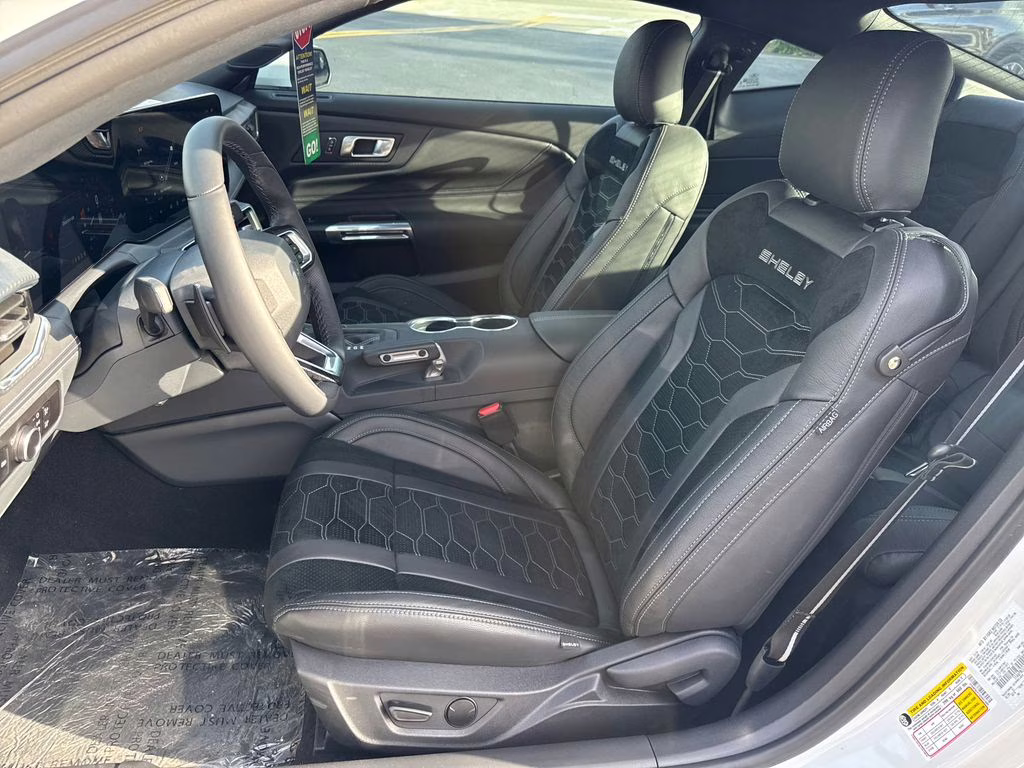 2025 Oxford White Ford Mustang GT Premium RWD Coupe