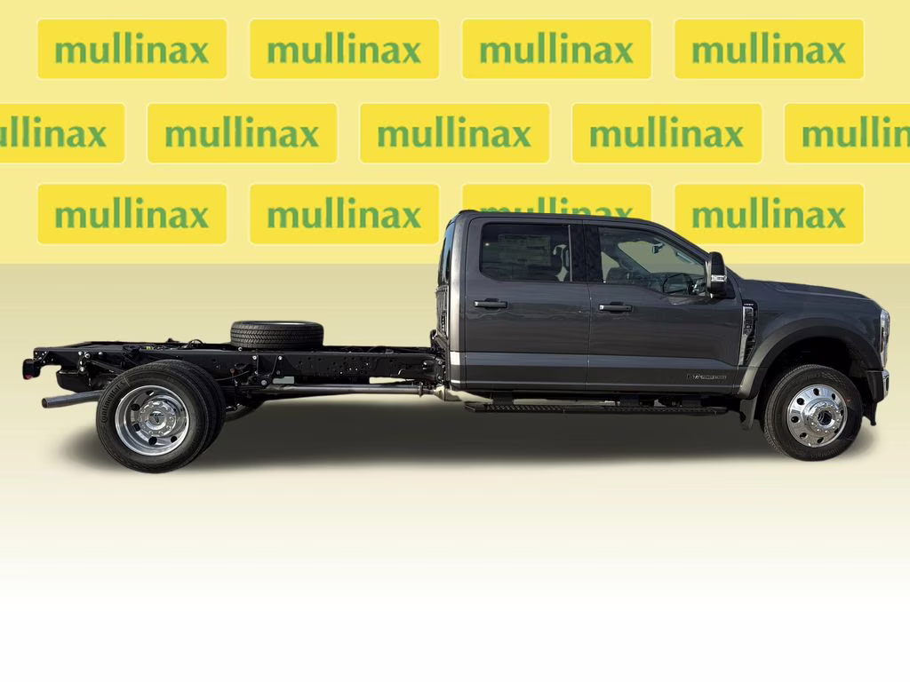 2026 Carbonized Gray Metallic Ford Super Duty F-550 DRW Lariat 4X4 Chassis