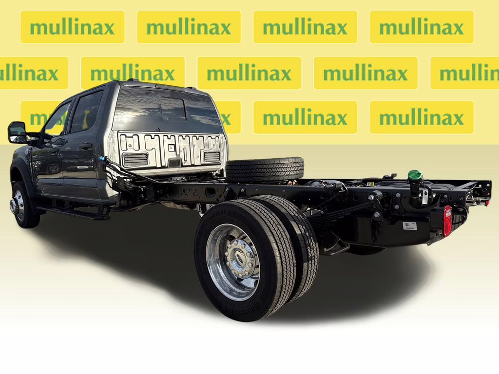 2026 Carbonized Gray Metallic Ford Super Duty F-550 DRW Lariat 4X4 Chassis