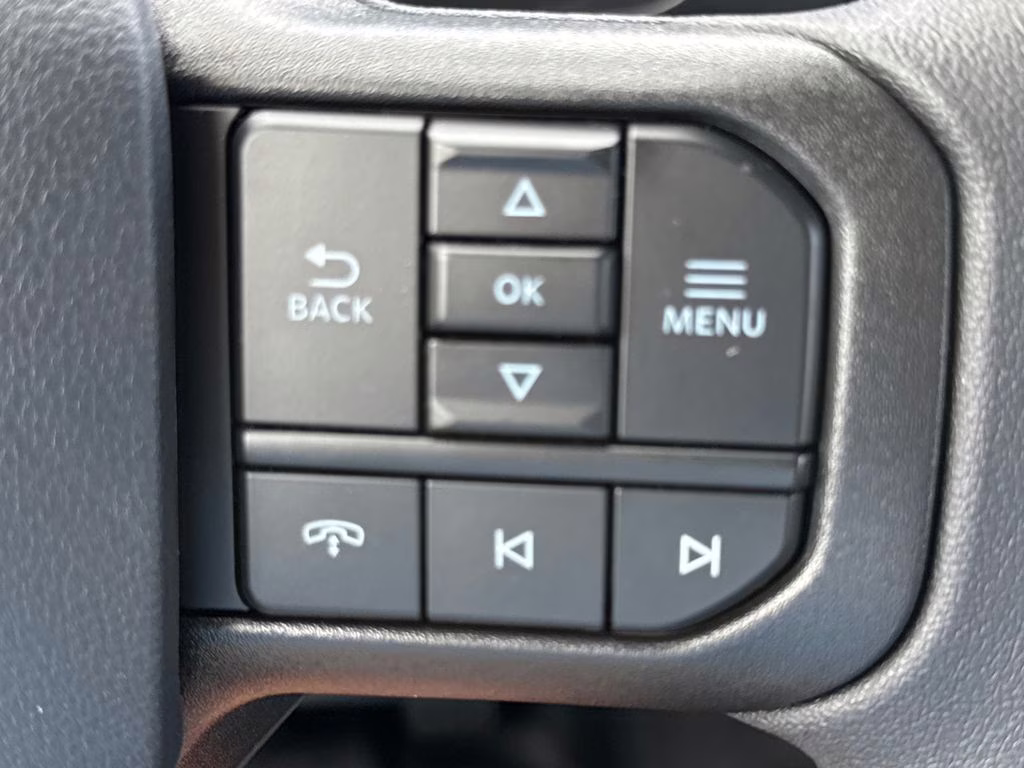 2025 Oxford White Ford Super Duty F-350 DRW XL 4X4 Chassis