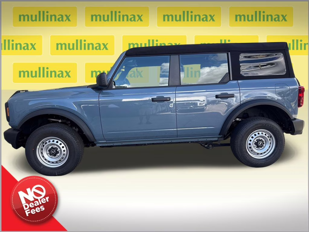 2025 Azure Gray Metallic Tri-Coat Ford Bronco Base 4X4 SUV