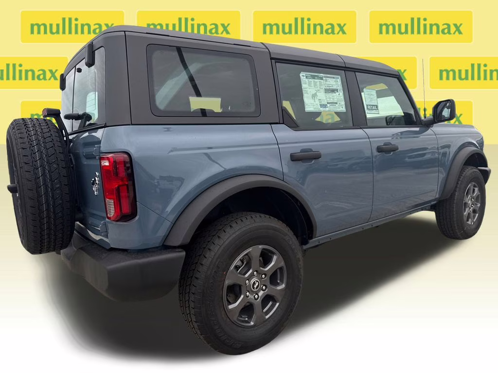 2025 Azure Gray Metallic Tri-Coat Ford Bronco Base 4X4 SUV