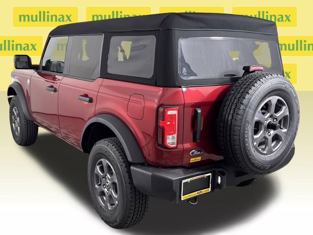 2025 Ruby Red Metallic Tinted Clearcoat Ford Bronco Big Bend 4X4 SUV