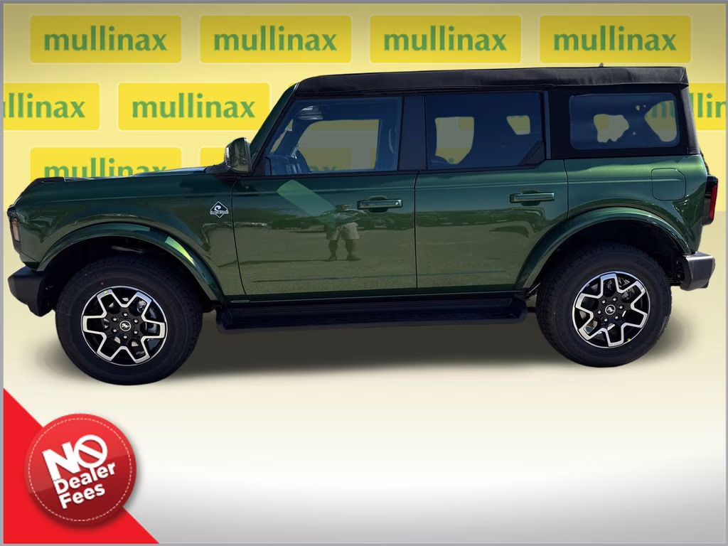 2025 Eruption Green Metallic Ford Bronco Outer Banks 4X4 SUV
