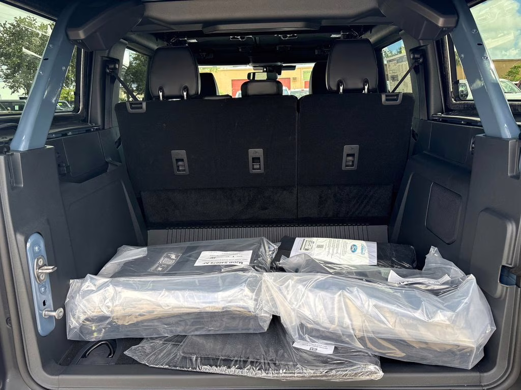 2025 Azure Gray Metallic Tri-Coat Ford Bronco Outer Banks 4X4 SUV