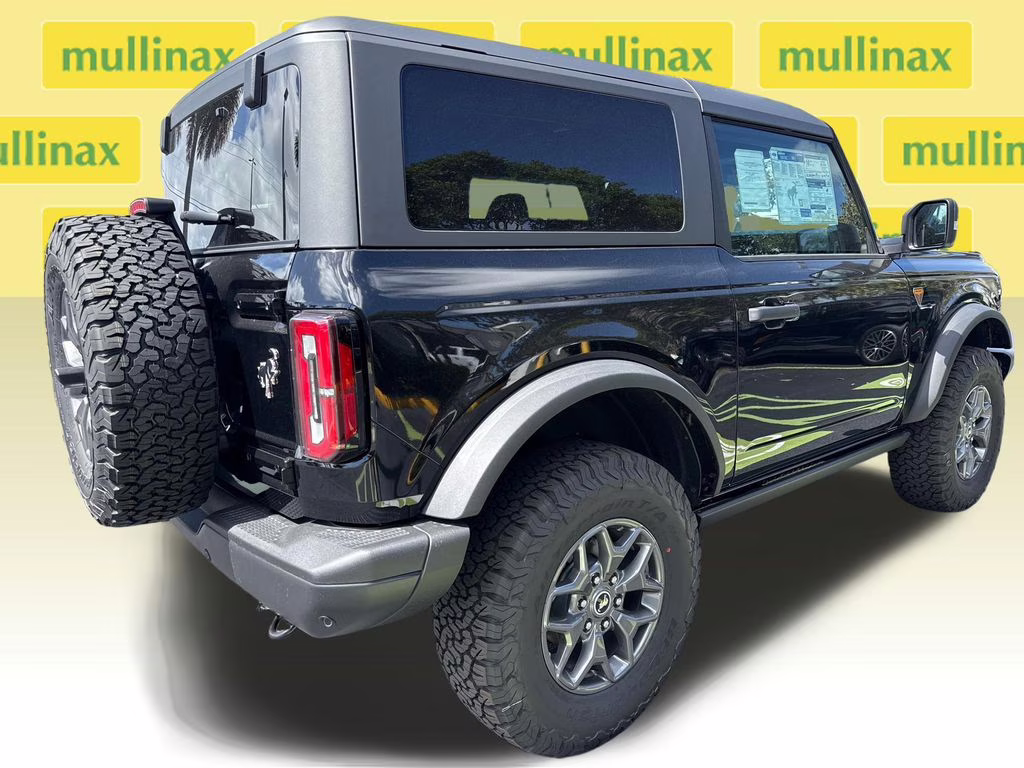 2025 Shadow Black Ford Bronco Badlands 4X4 SUV