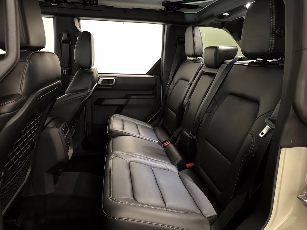 2025 Desert Sand Ford Bronco Badlands 4X4 SUV