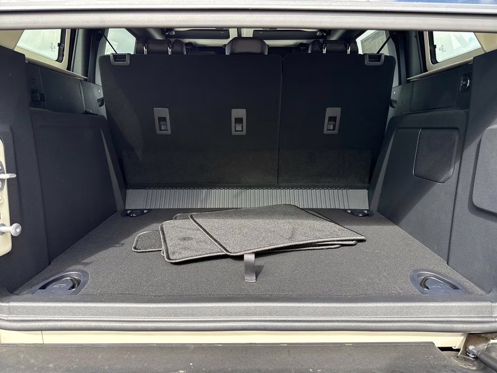 2025 Desert Sand Ford Bronco Badlands 4X4 SUV