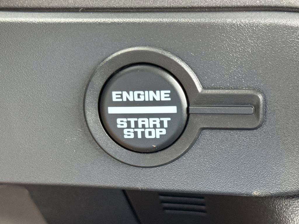 2025 Desert Sand Ford Bronco Badlands 4X4 SUV