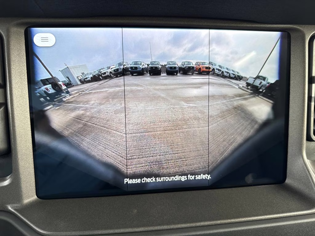 2025 Ruby Red Metallic Tinted Clearcoat Ford Bronco Badlands 4X4 SUV