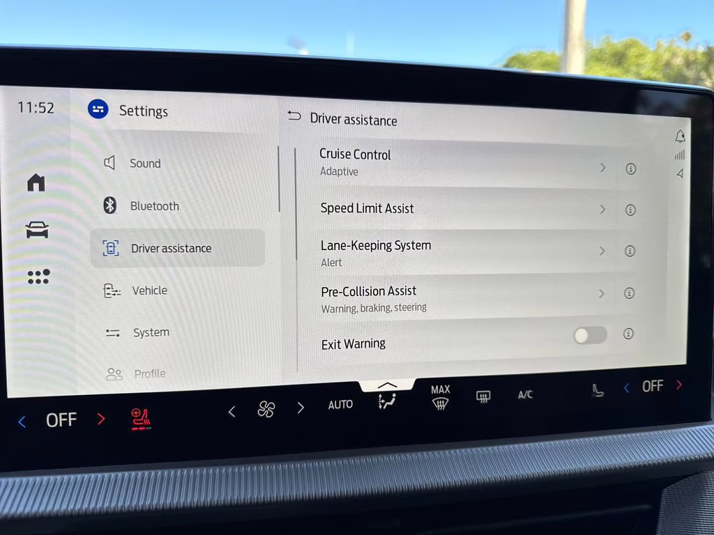 2026 Agate Black Metallic Ford Explorer Active RWD SUV