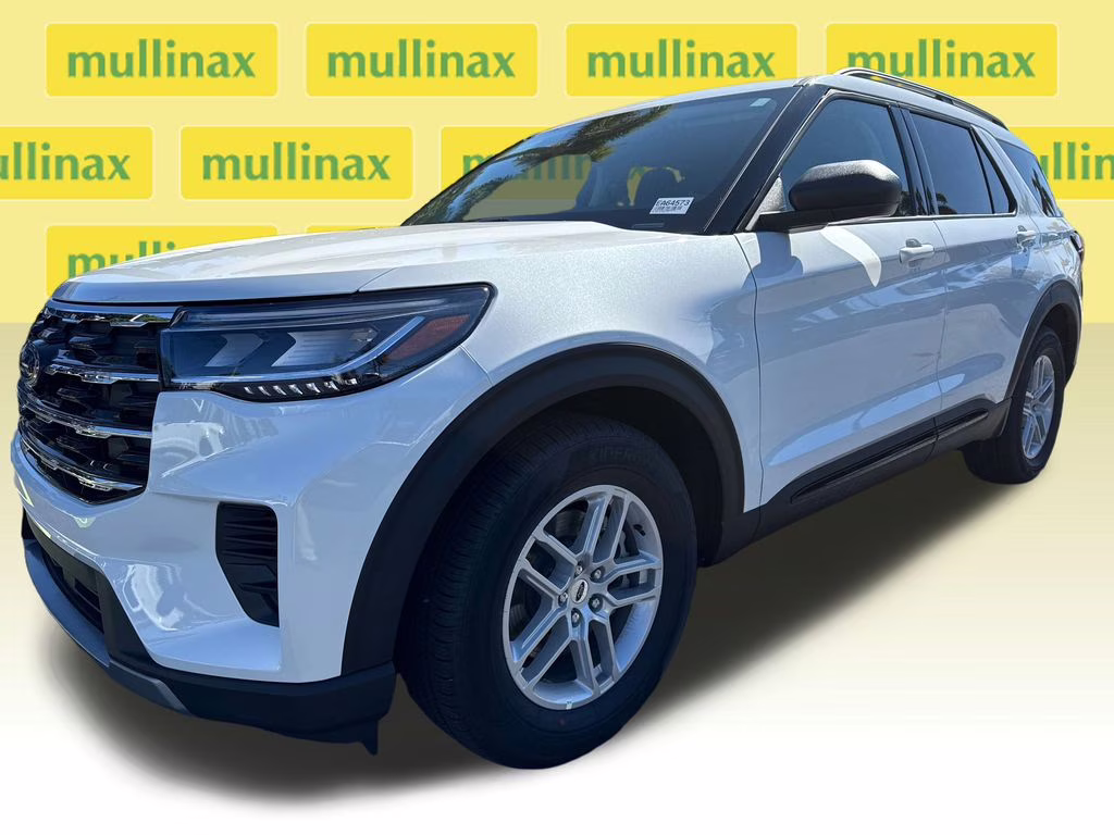 2026 Star White Metallic Tri-Coat Ford Explorer Active RWD SUV