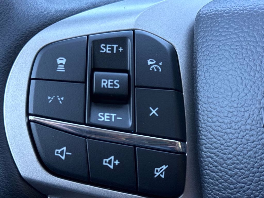 2026 Star White Metallic Tri-Coat Ford Explorer Active RWD SUV