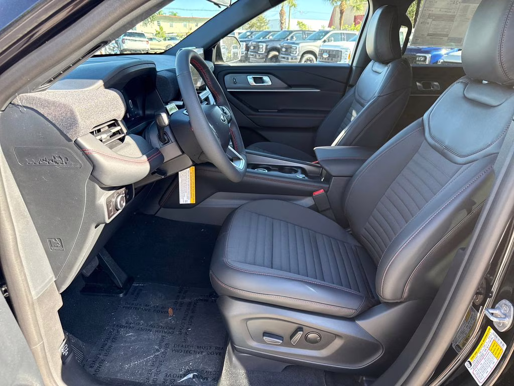 2026 Agate Black Metallic Ford Explorer ST-Line RWD SUV