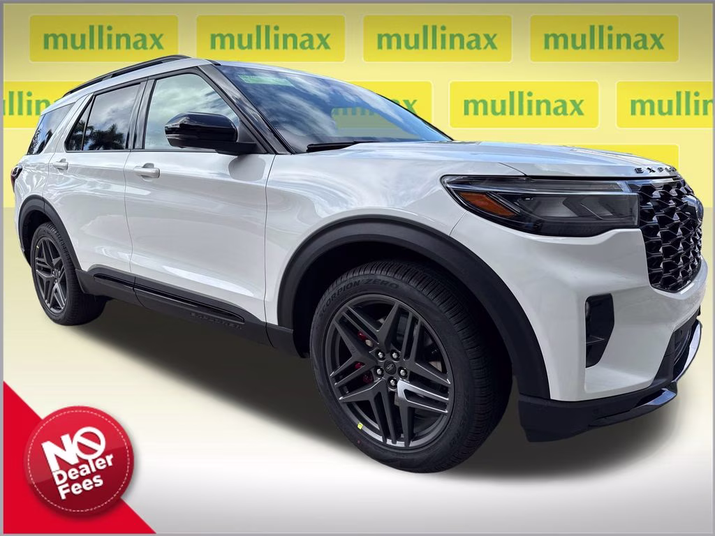 2026 Star White Metallic Tri-Coat Ford Explorer ST RWD SUV