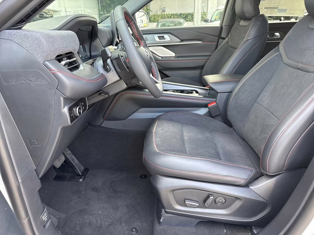 2026 Star White Metallic Tri-Coat Ford Explorer ST RWD SUV