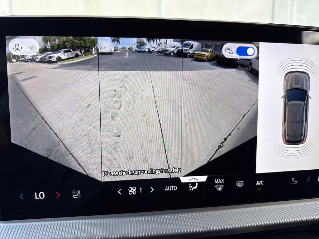 2026 Star White Metallic Tri-Coat Ford Explorer ST RWD SUV