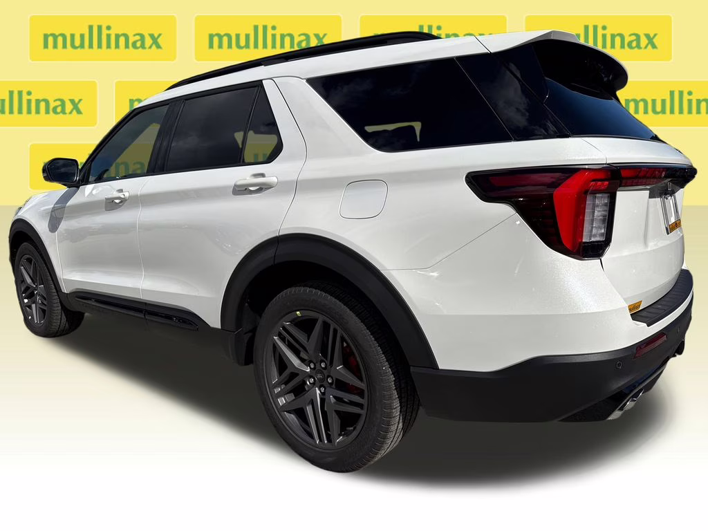 2026 Star White Metallic Tri-Coat Ford Explorer ST RWD SUV