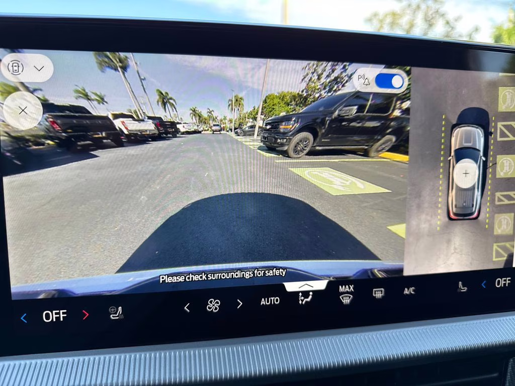 2026 Star White Metallic Tri-Coat Ford Explorer ST RWD SUV