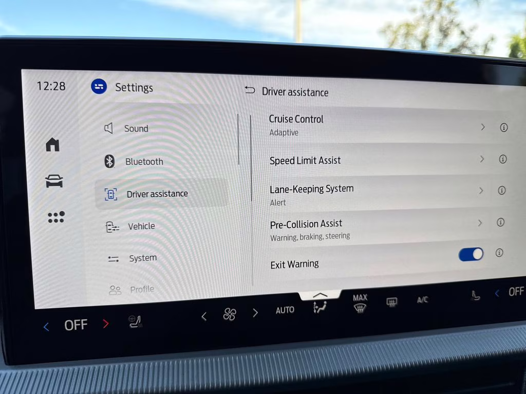 2026 Star White Metallic Tri-Coat Ford Explorer ST RWD SUV