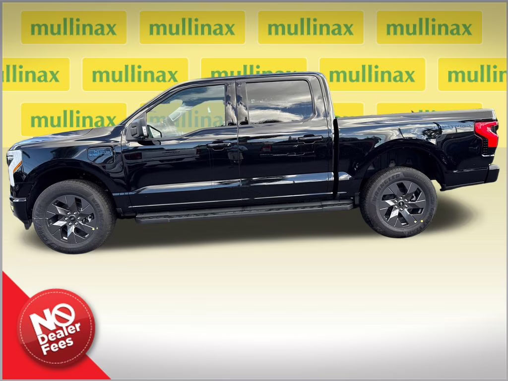 2025 Agate Black Metallic Ford F-150 Lightning Flash AWD Truck