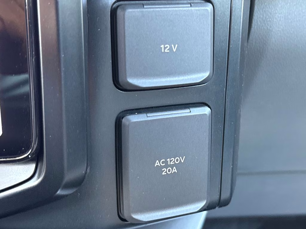 2025 Agate Black Metallic Ford F-150 Lightning Flash AWD Truck