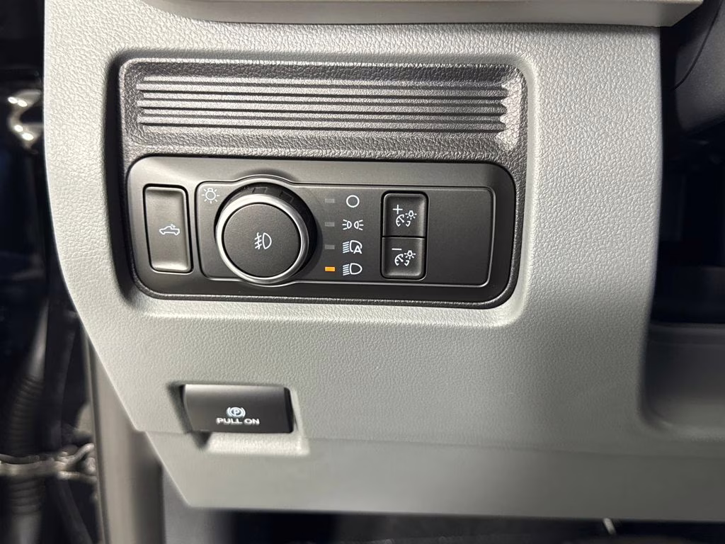 2026 Agate Black Metallic Ford Super Duty F-250 SRW STX 4X4 Truck