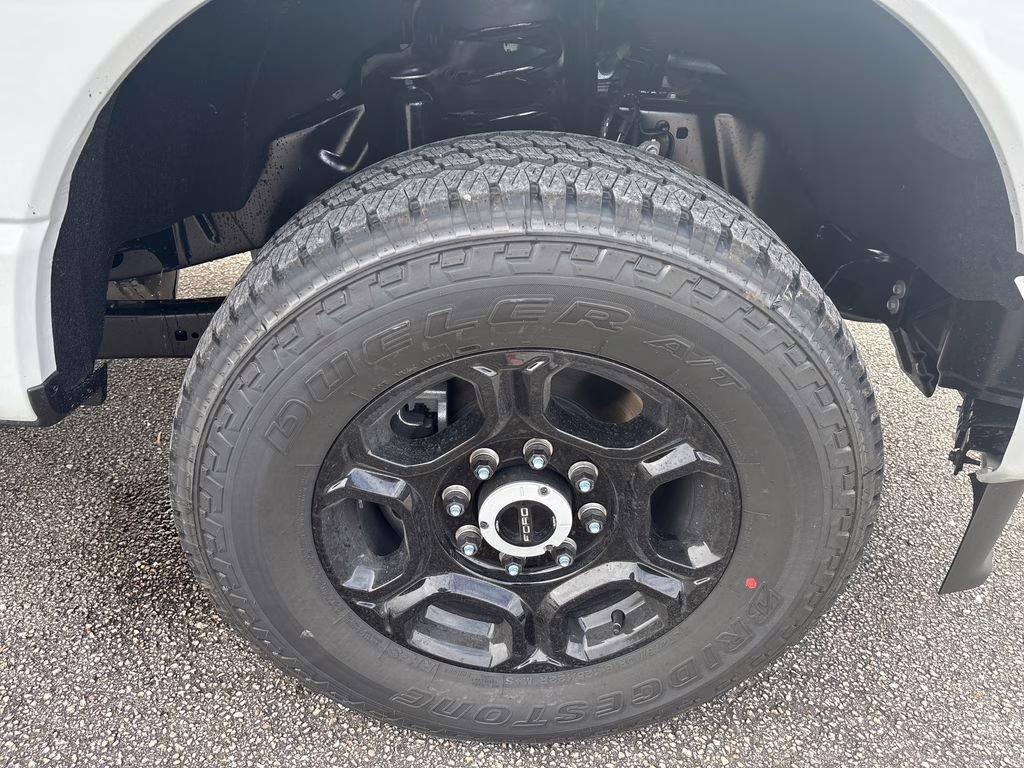 2026 Avalanche Ford Super Duty F-250 SRW STX 4X4 Truck