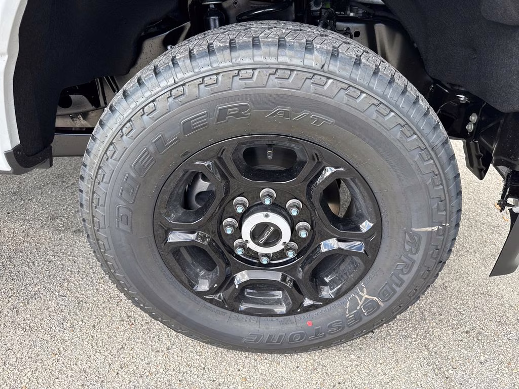 2026 Avalanche Ford Super Duty F-250 SRW STX 4X4 Truck