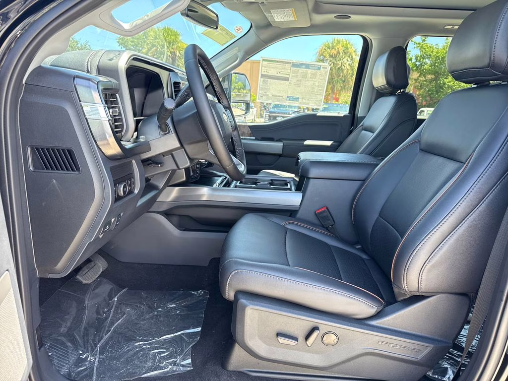 2026 Agate Black Metallic Ford Super Duty F-250 SRW Lariat 4X4 Truck