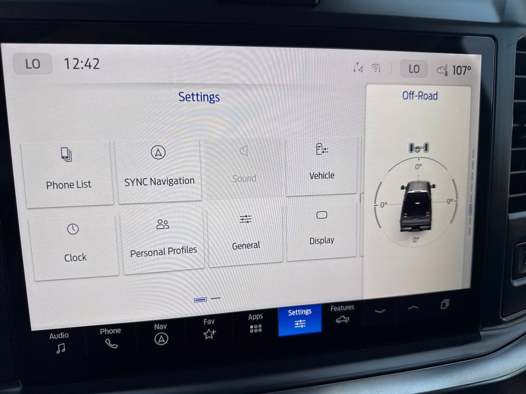 2026 Agate Black Metallic Ford Super Duty F-250 SRW Lariat 4X4 Truck