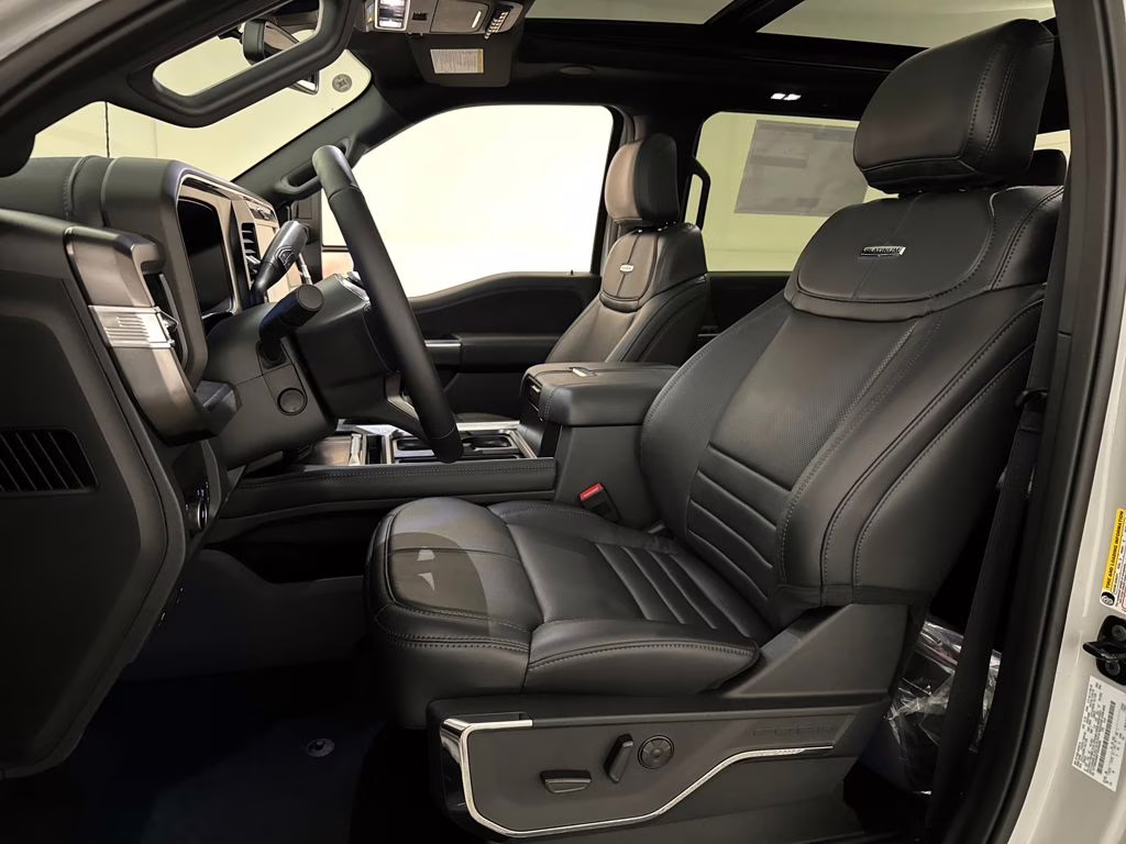 2026 Avalanche Ford Super Duty F-250 SRW Platinum 4X4 Truck