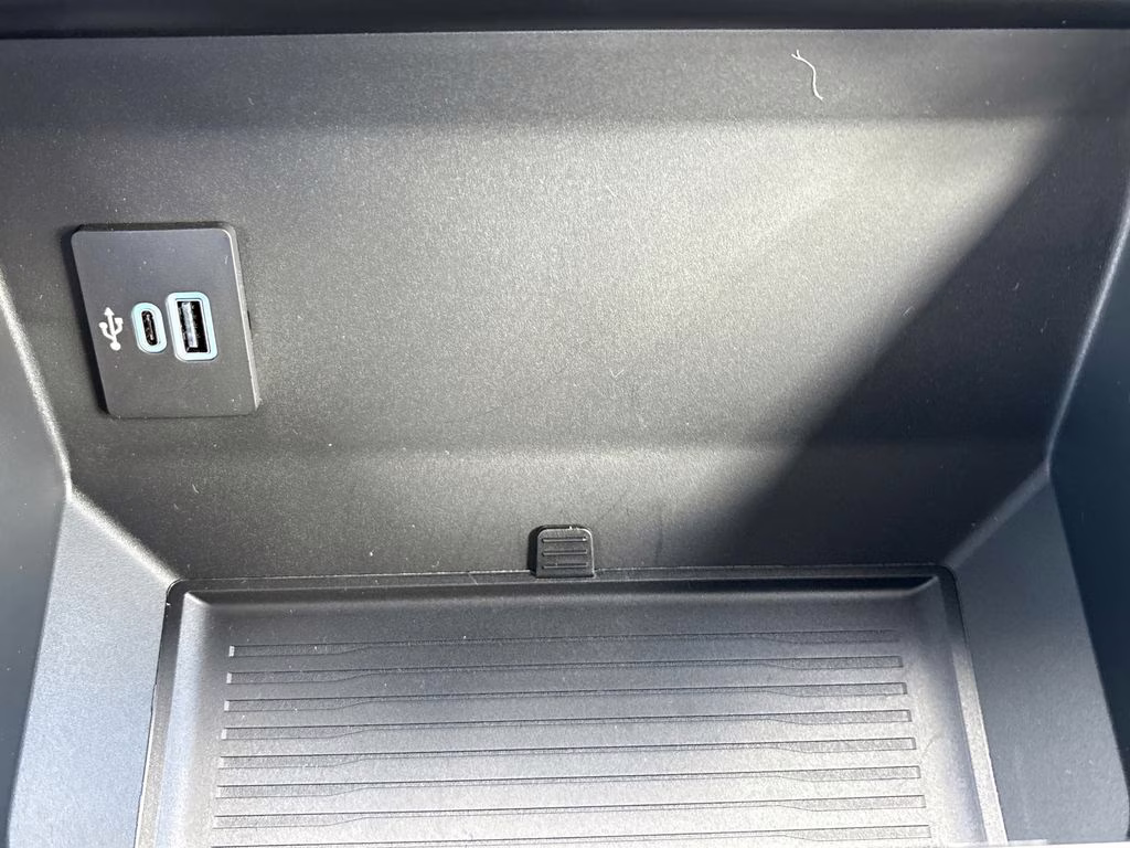 2026 Black Metallic Ford Super Duty F-250 SRW XLT 4X4 Truck