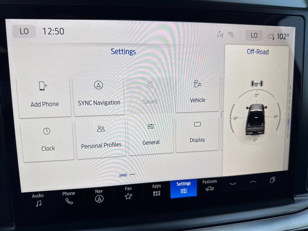 2026 Star White Metallic Tri-Coat Ford Super Duty F-250 SRW Lariat 4X4 Truck